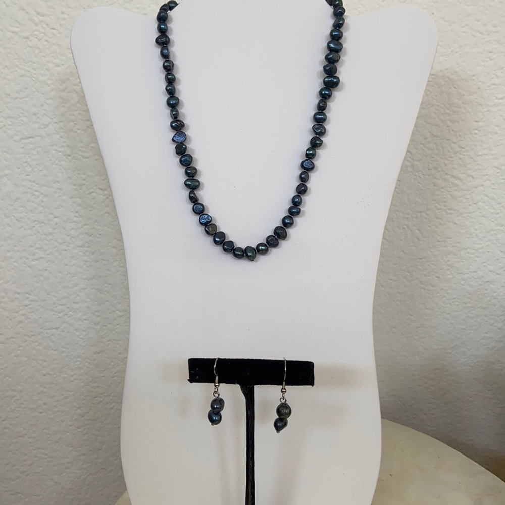 Genuine Freshwater Pearl Necklace and Earrings Set
